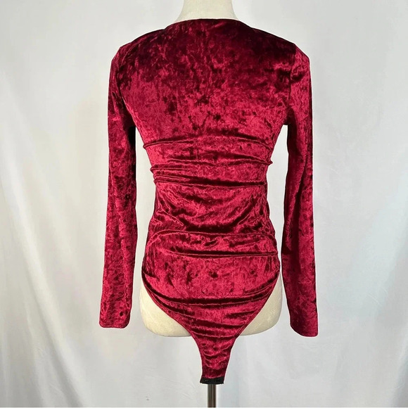 Trouvé Burgundy Velvet Bodysuit Snap Button Womens Size Small Made In USA - Picture 5 of 12